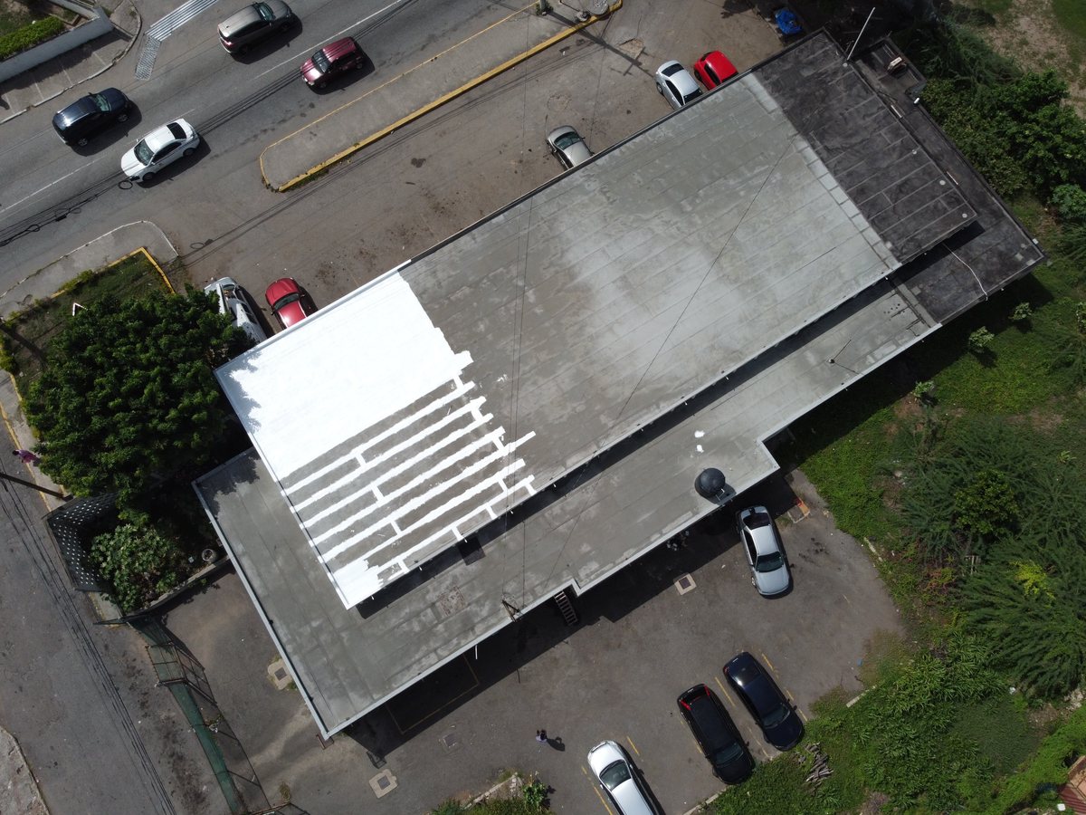Membrane roof before silicone overcoat